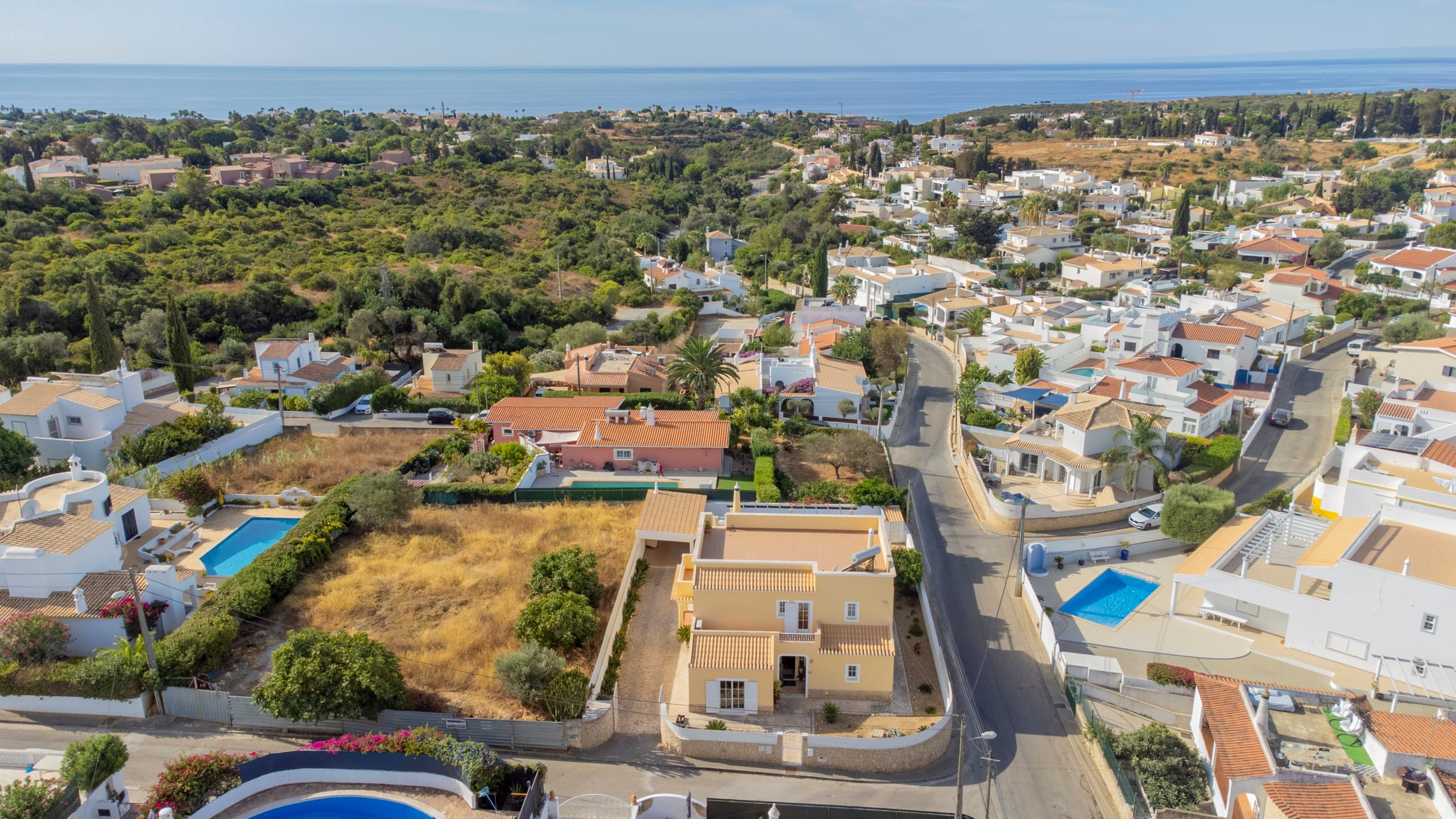 Essential Marketing Services for Lagoa Properties